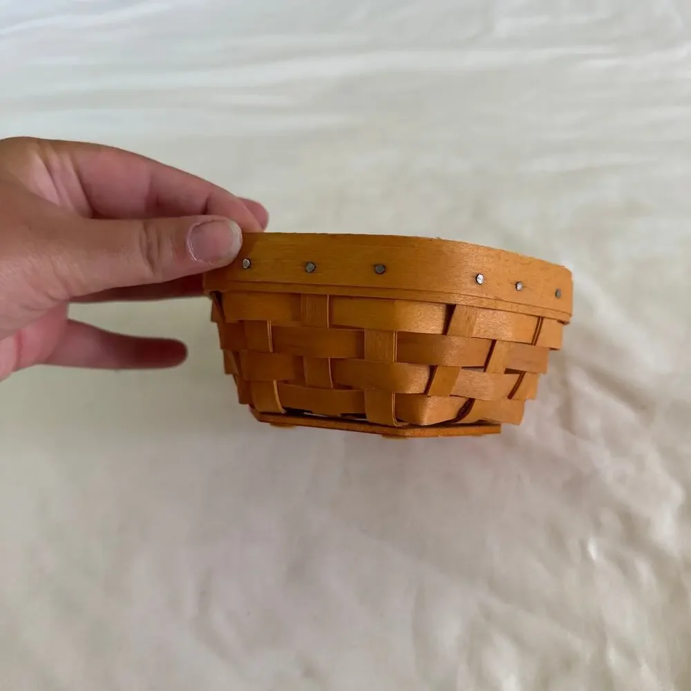 VTG Y2K Longaberger Hand Woven Small Hexagon Basket ~ 6 Inches Cottagecore